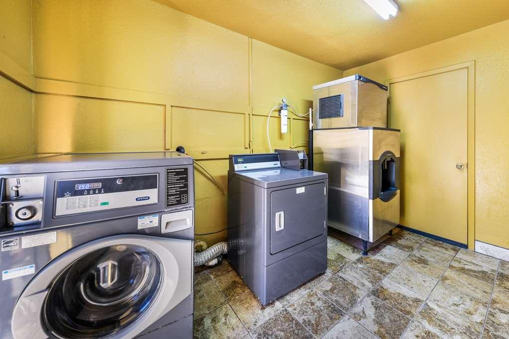 Americas Best Value Inn Bonham Extérieur photo