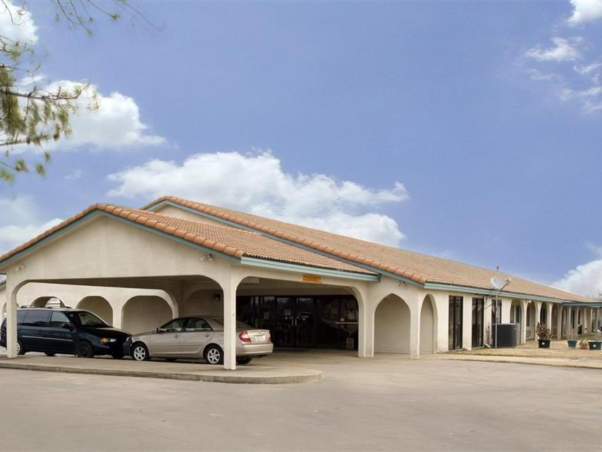 Americas Best Value Inn Bonham Extérieur photo