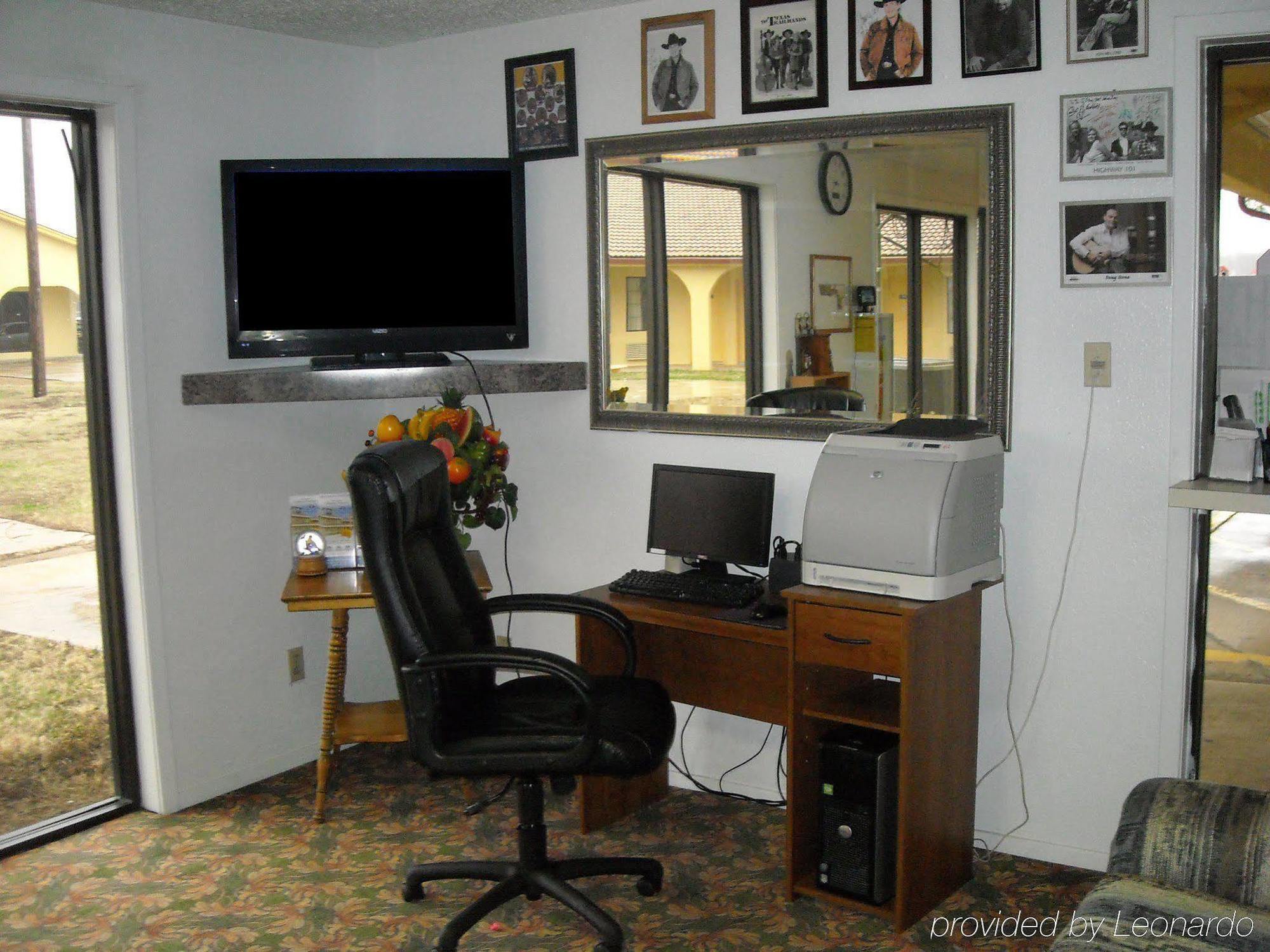 Americas Best Value Inn Bonham Extérieur photo